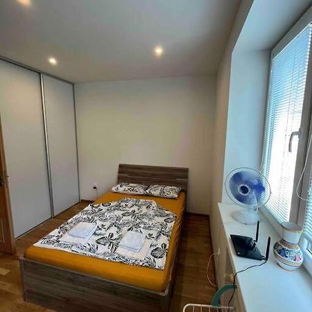 Brand New Apartment In The Heart Of Pressburg Exterior foto