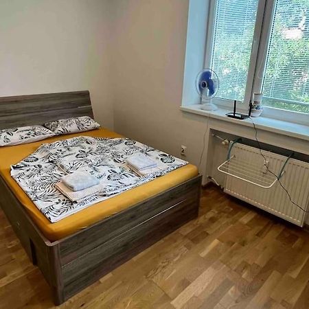 Brand New Apartment In The Heart Of Pressburg Exterior foto