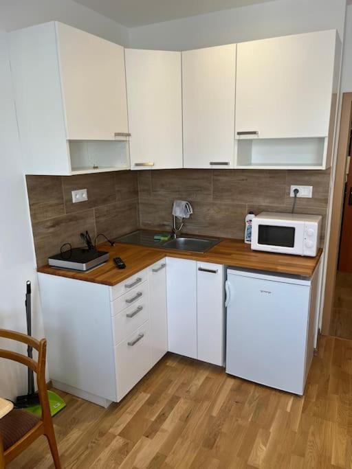 Brand New Apartment In The Heart Of Pressburg Exterior foto